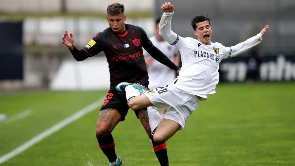 Nhận định soi kèo Famalicao vs Santa Clara lúc 23h00 ngày 10/8/2025 nhan-dinh-soi-keo-famalicao-vs-santa-clara-luc-23h00-ngay-10-8-2025-1
